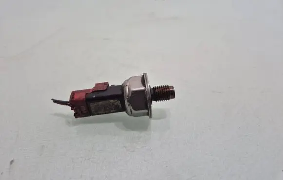 Ford Fiesta Fuel pressure sensor 9658227880