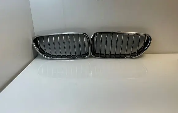 BMW 6 F06 Gran coupe Front bumper upper radiator grill 7212849 7212850