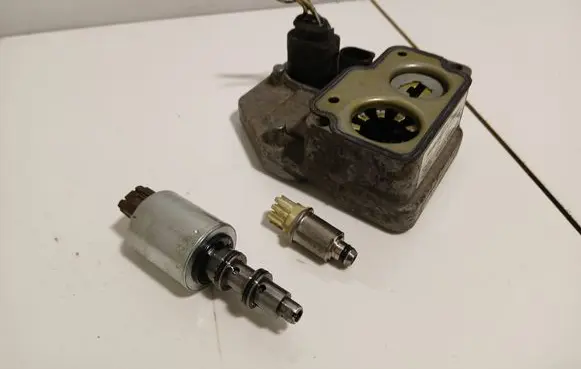 Land Rover Freelander 2 - LR2 Torque split ecu control unit/module 5WP3350103 10825302 3350103643520874