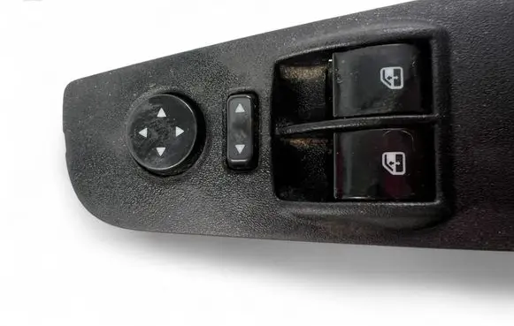 Fiat Grande Punto Electric window control switch