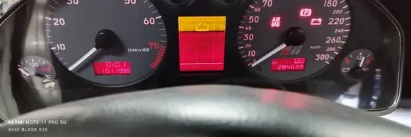 Audi A6 S6 C5 4B Speedometer (instrument cluster) 4B0920933 110008949 1100089490
