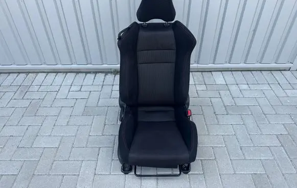 Subaru BRZ Front passenger seat 