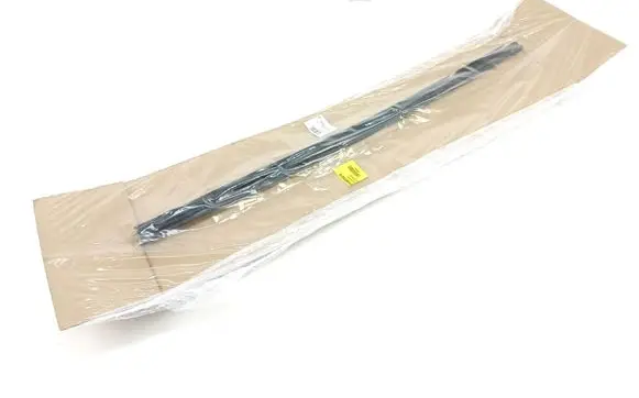 Volkswagen Golf VIII Rubber seal front coupe door window 5H9839479