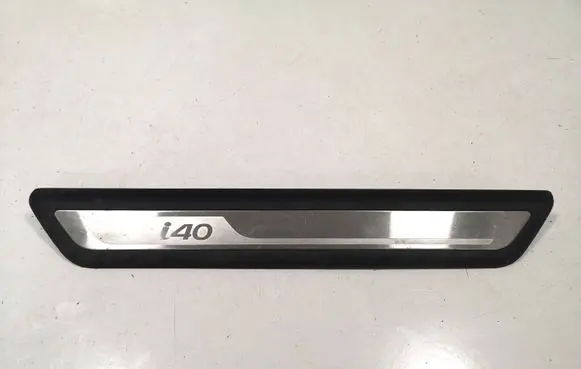 Hyundai i40 Front sill trim cover 858733Z100