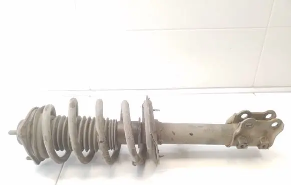 Hyundai ix35 Front shock absorber/damper 546514W000