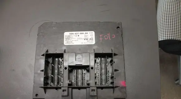 Volkswagen PASSAT B8 Comfort/convenience module 5Q0937086AK