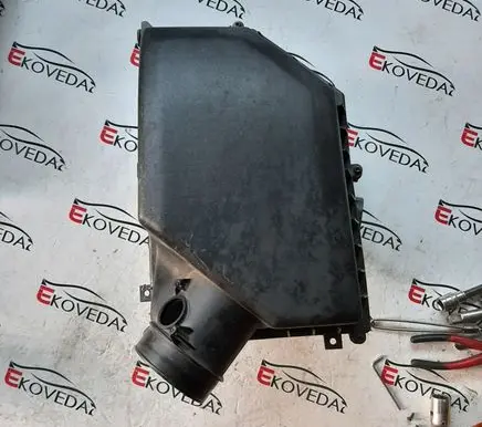Volvo XC60 Air filter box 31319684