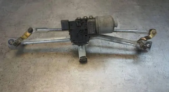 Skoda Fabia Mk1 (6Y) Front wiper linkage and motor 0390241524