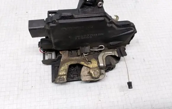 Seat Leon (1M) Front door lock 3B1837015A