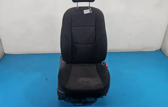Hyundai i30 Front passenger seat IMPRK1530570