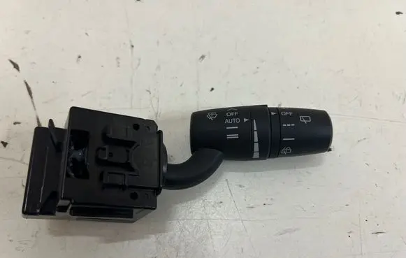 Mazda CX-3 Wiper speed switch 