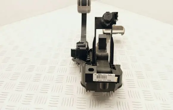 DS Automobiles 4 II Pedal assembly 9832495680