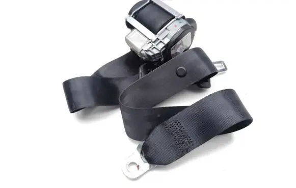 Skoda Octavia Mk2 (1Z) Front seatbelt 1Z0857702C