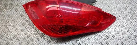 Rear/tail lights