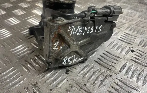 Toyota Avensis T250 Throttle valve