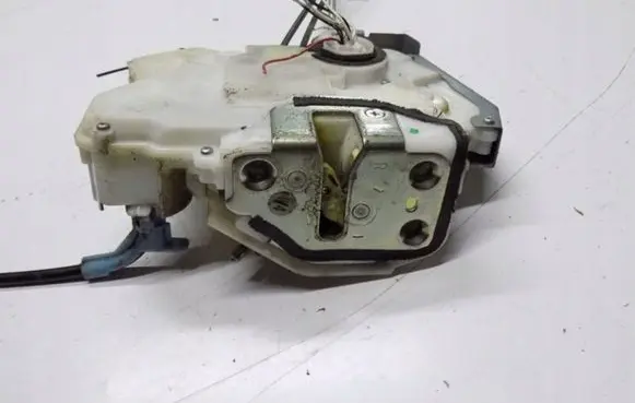 Honda Jazz Front door lock 8s5439