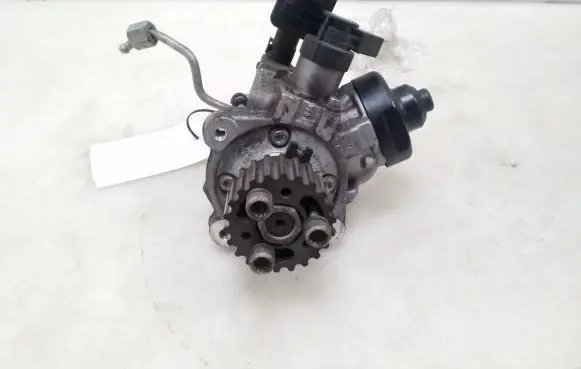 Fuel injection high pressure pump