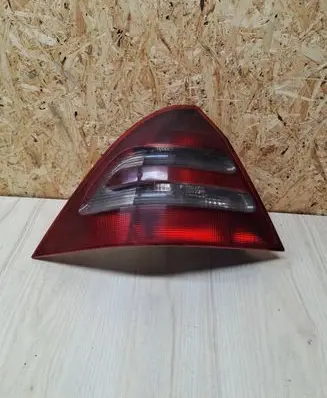 Mercedes-Benz C W203 Rear/tail lights