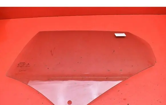 Volvo V40 Rear door window glass 