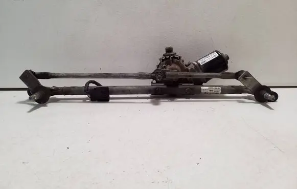 Chevrolet Orlando Front wiper linkage and motor 95910180 95910182