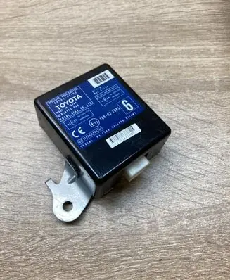 Toyota Prius (XW20) Door control unit/module 8974147100