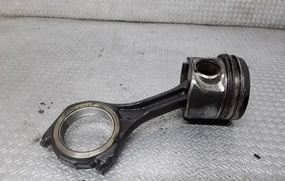 Volkswagen Touareg I Piston with connecting rod 059AA