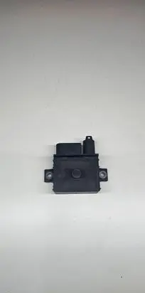 BMW 5 E60 E61 Glow plug pre-heat relay 7786821