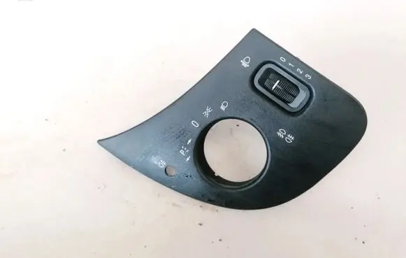 Mercedes-Benz A W168 Headlight level height control switch 1686890080