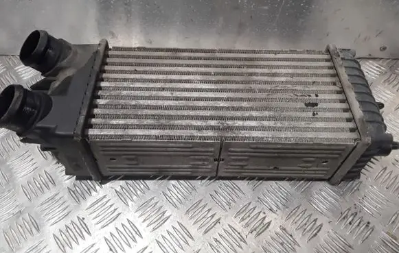 Citroen Xsara Picasso Intercooler radiator 9645965180