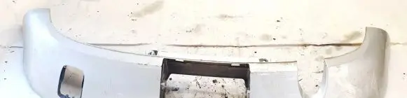 Front bumper lip