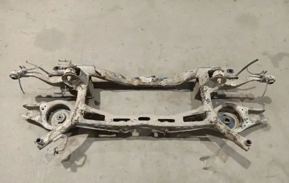 Volkswagen Golf Plus Rear subframe 