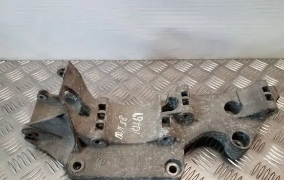 Seat Alhambra (Mk1) Generator/alternator bracket R045903143C