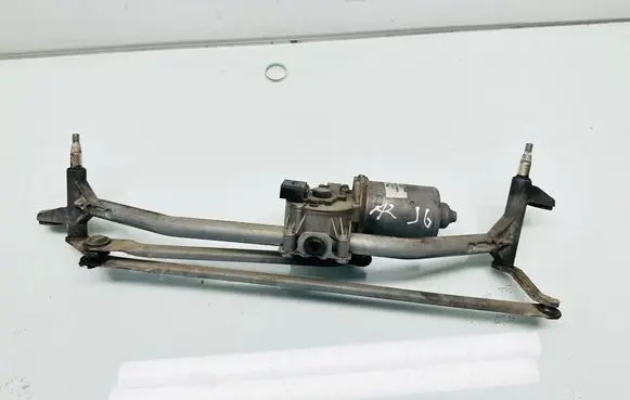 Front wiper linkage and motor