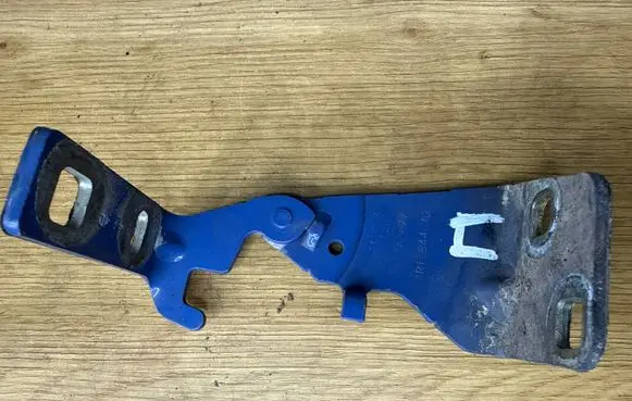 Opel Vivaro Engine bonnet/hood hinges 312083