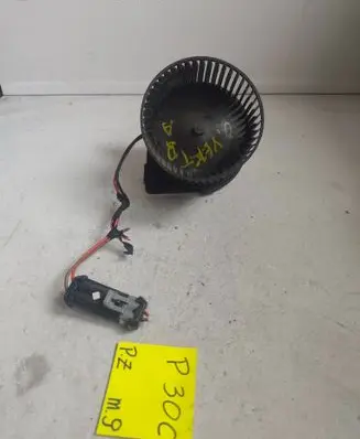 Opel Vectra B Heater fan/blower 3284782