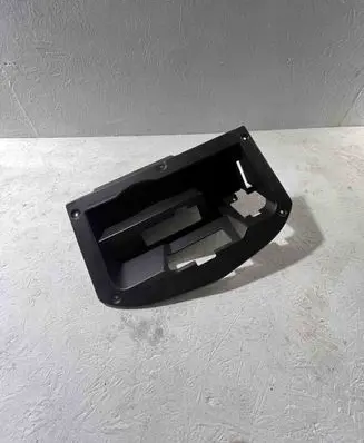 Glove box