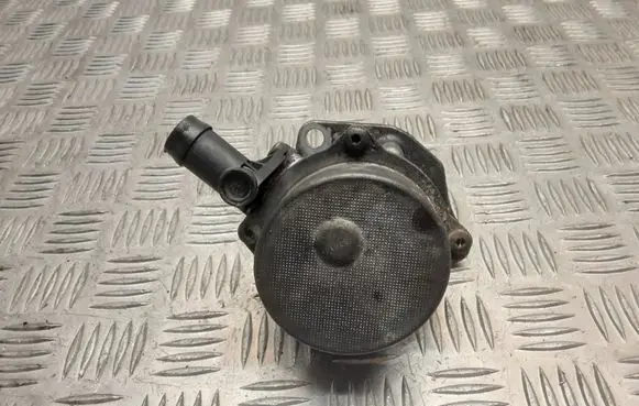 Renault Laguna II Vacuum pump 8200072985