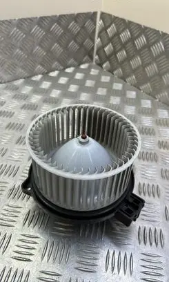 Mazda CX-5 Heater fan/blower 8727000691
