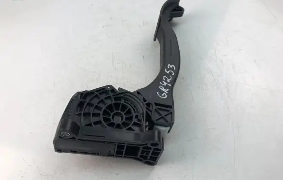 Citroen C4 Aircross Accelerator throttle pedal 9674829780