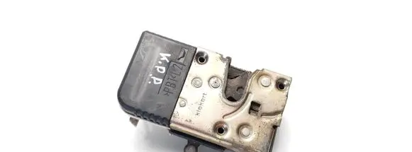 Peugeot 806 Front door lock