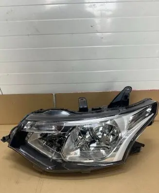 Mitsubishi Outlander Headlight/headlamp 