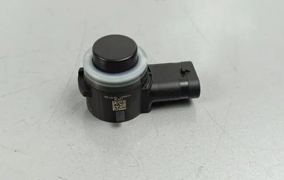 Nissan Qashqai J12 Parking PDC sensor 284380553R