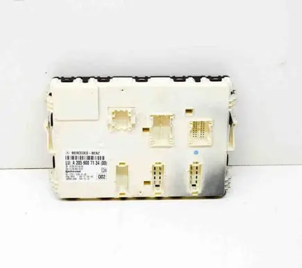 Mercedes-Benz C W205 Central body control module A2059007134 A2C7611230
