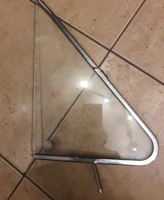 VAZ 2101 Front vent window/glass (coupe) AS2M05D0T183 43R000881