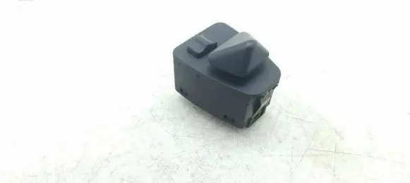 BMW 5 E39 Wing mirror switch 83736919