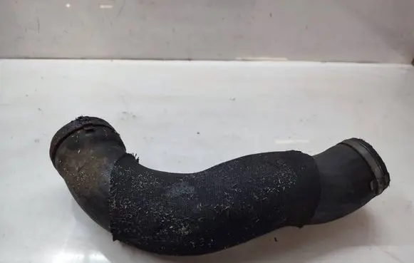 Volvo XC60 Intercooler hose/pipe 