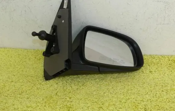 Chevrolet Aveo Manual wing mirror 012311