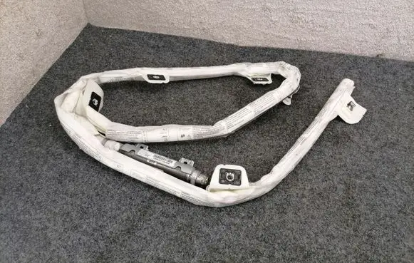 Mercedes-Benz CLS C218 X218 Roof airbag 610932901 A2188600102