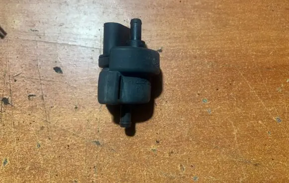 Volkswagen Tiguan Valve vacuum 6QE906517A