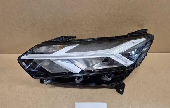 Dacia Sandero III Headlight/headlamp 260602561R